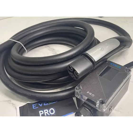 Зарядная станция Eveus M48PRO NACS (Tesla) фото 1