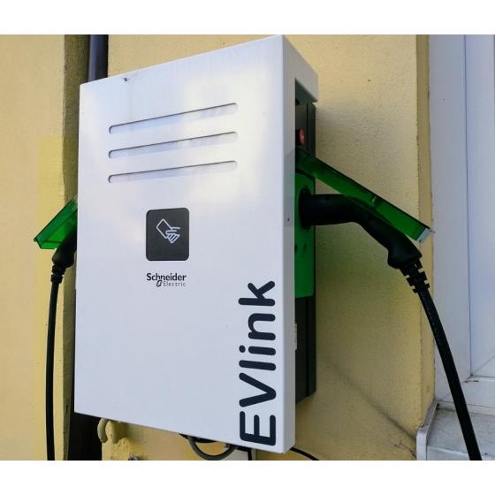Зарядная станция EVlink PARKING Wall (EVW2S22P44) фото 3