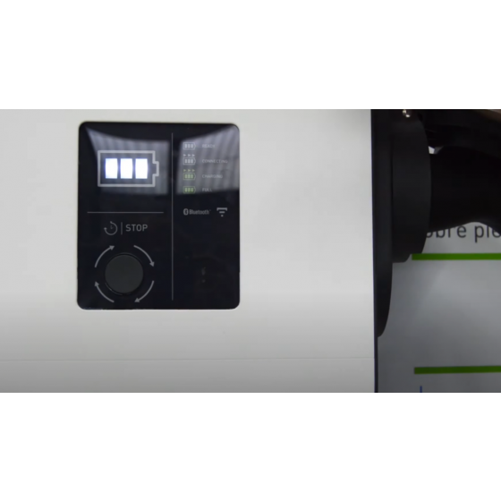 Пластиковая трехфазная зарядная станция Legrand Green'up Premium (0 590 02) фото 3
